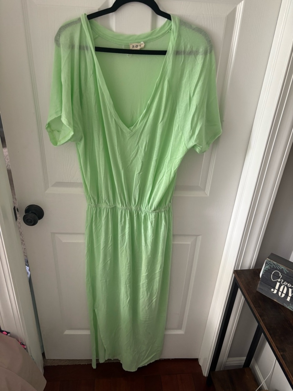 POL Light Green Maxi Dress with V-Neck (NEVER WORN)